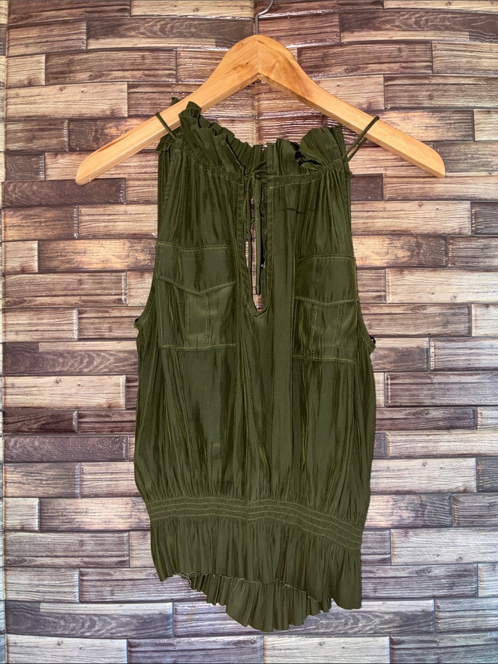 EUC Calvin Rucker Olive Green Sleeveless Ruffle Neck Blouse XS